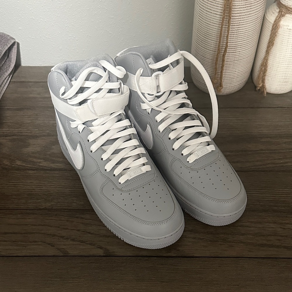 Nike Light Gray High-Top Sneakers